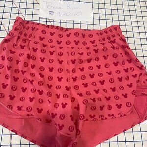 NWOT Lululemon Hotty Hot HR Shorts 4”  Disney Logo Elastic Waist Women Size 12